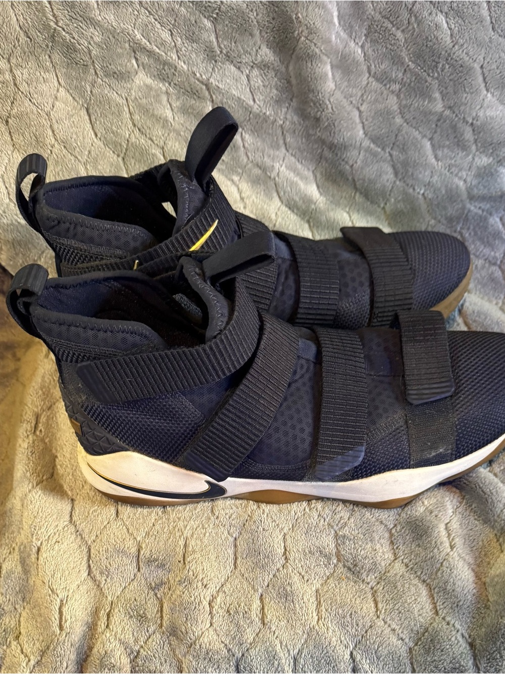 Nike LeBron Soldier basketball shoes